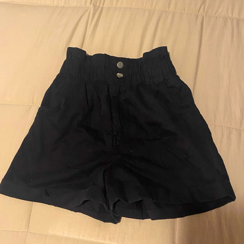 Paperbag Shorts!